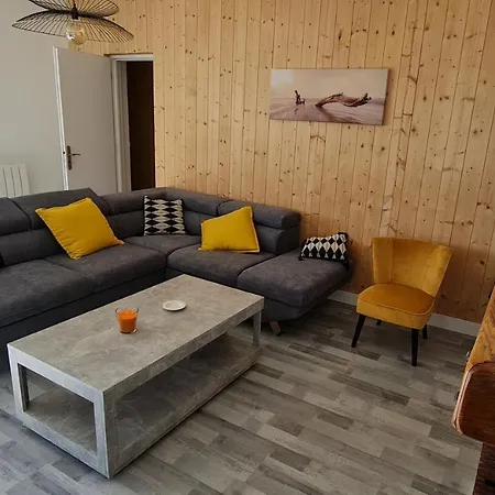 Le Mauriac Veranda Plein Sud 6 Personnes Apartment *