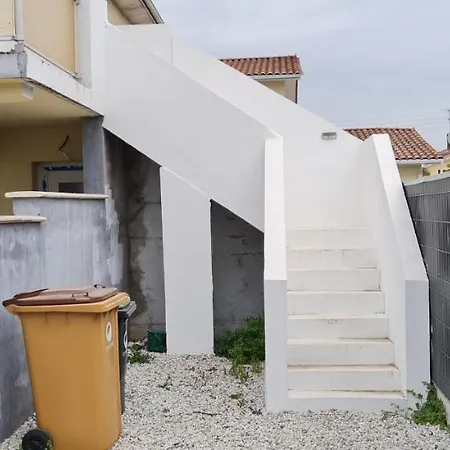 Apartment Le Mauriac Veranda Plein Sud 6 Personnes Libourne