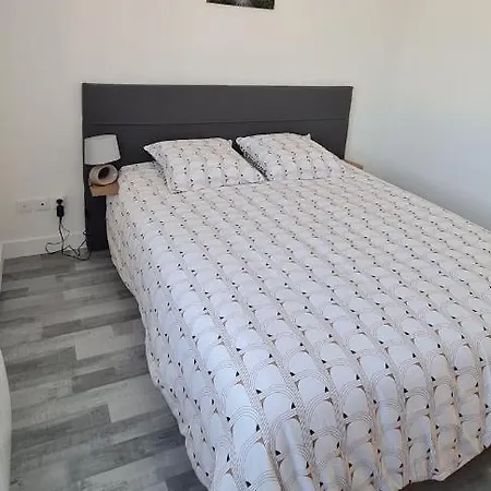Apartment Le Mauriac Veranda Plein Sud 6 Personnes